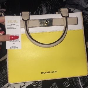 Micheal Kors purse brand new